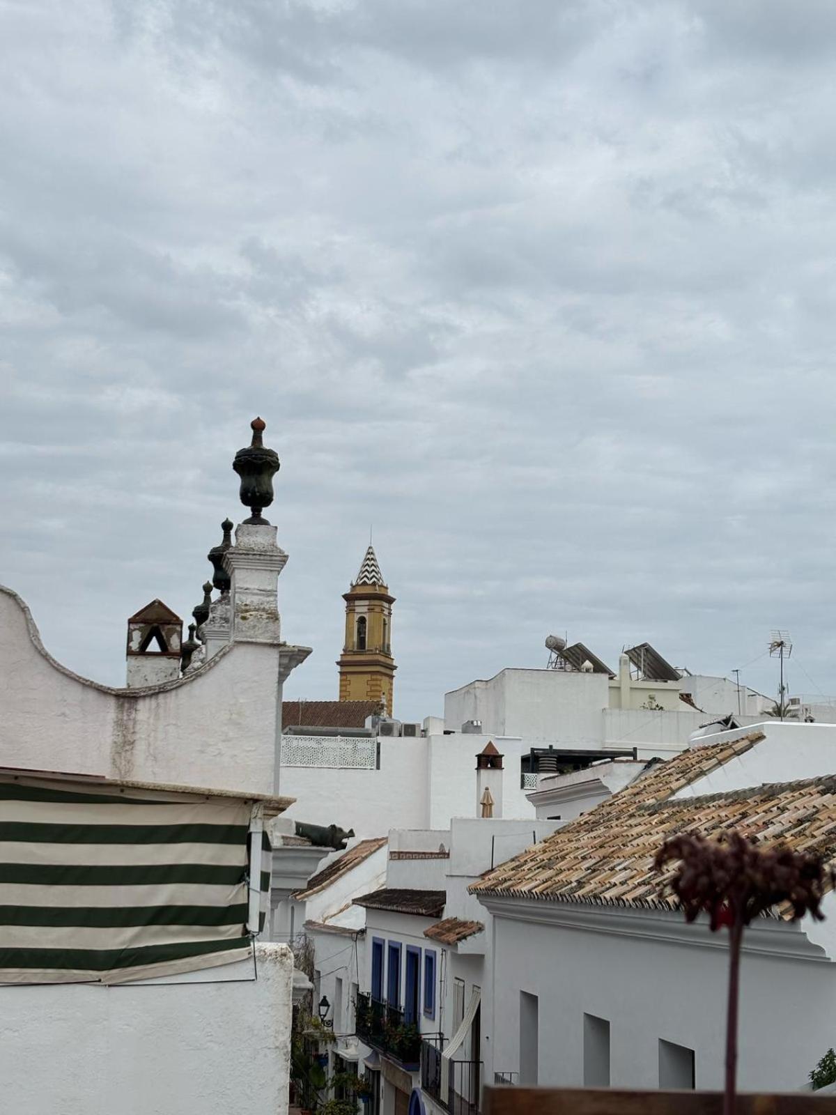 Apto Centro Historico Medieval เอสเตโปนา ภายนอก รูปภาพ